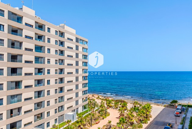 Tweedehands - Appartement / flat -
Punta Prima - Costa Blanca