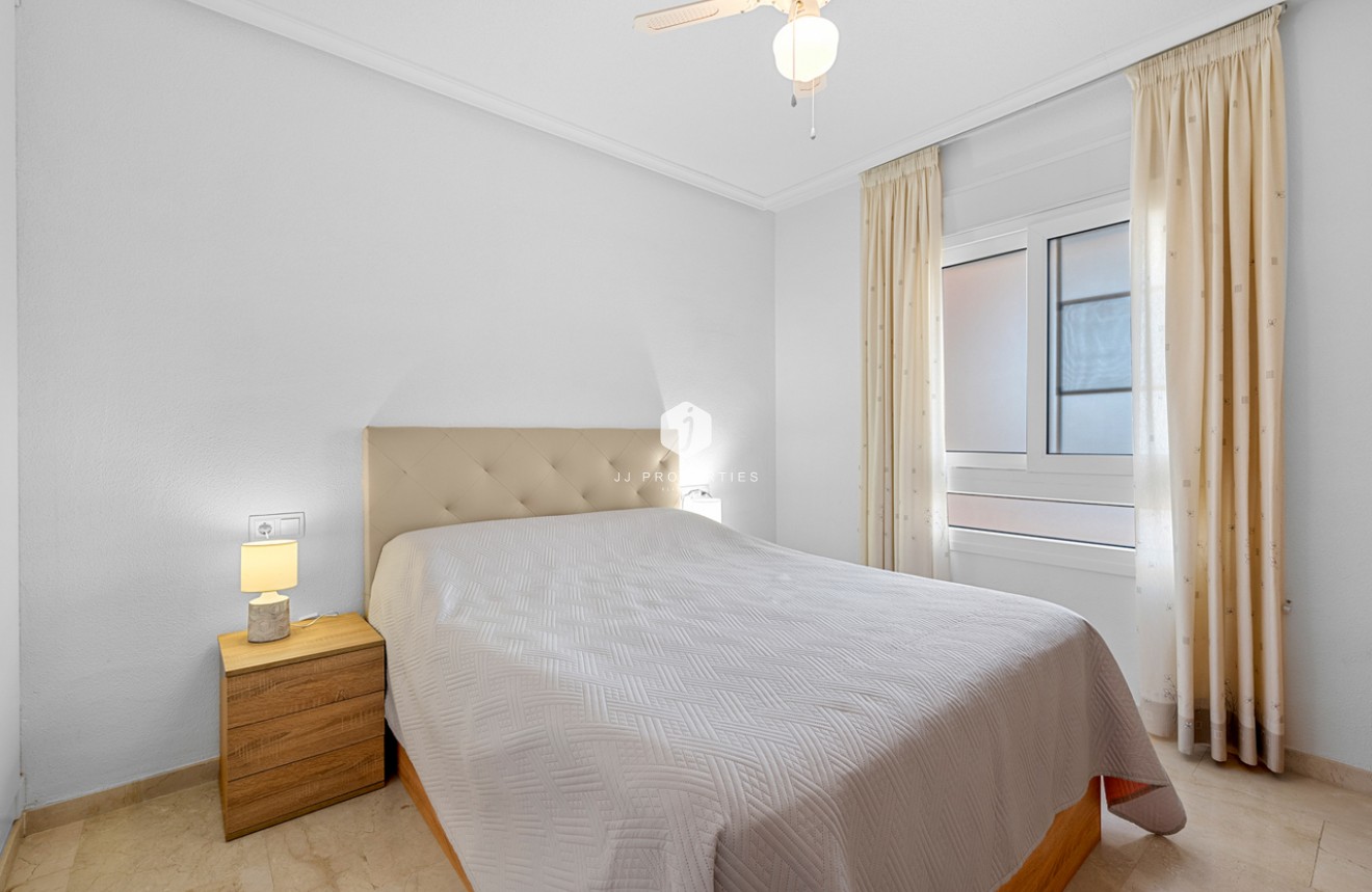 Tweedehands - Appartement / flat -
Playa Flamenca - Costa Blanca