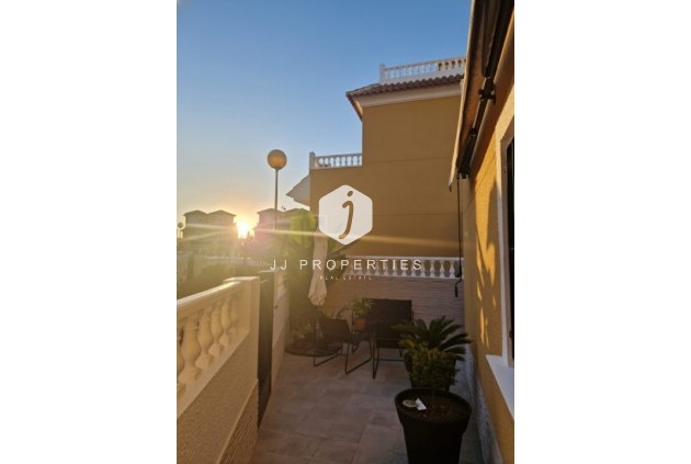 Segunda mano - Duplex -
Playa Flamenca - Costa Blanca