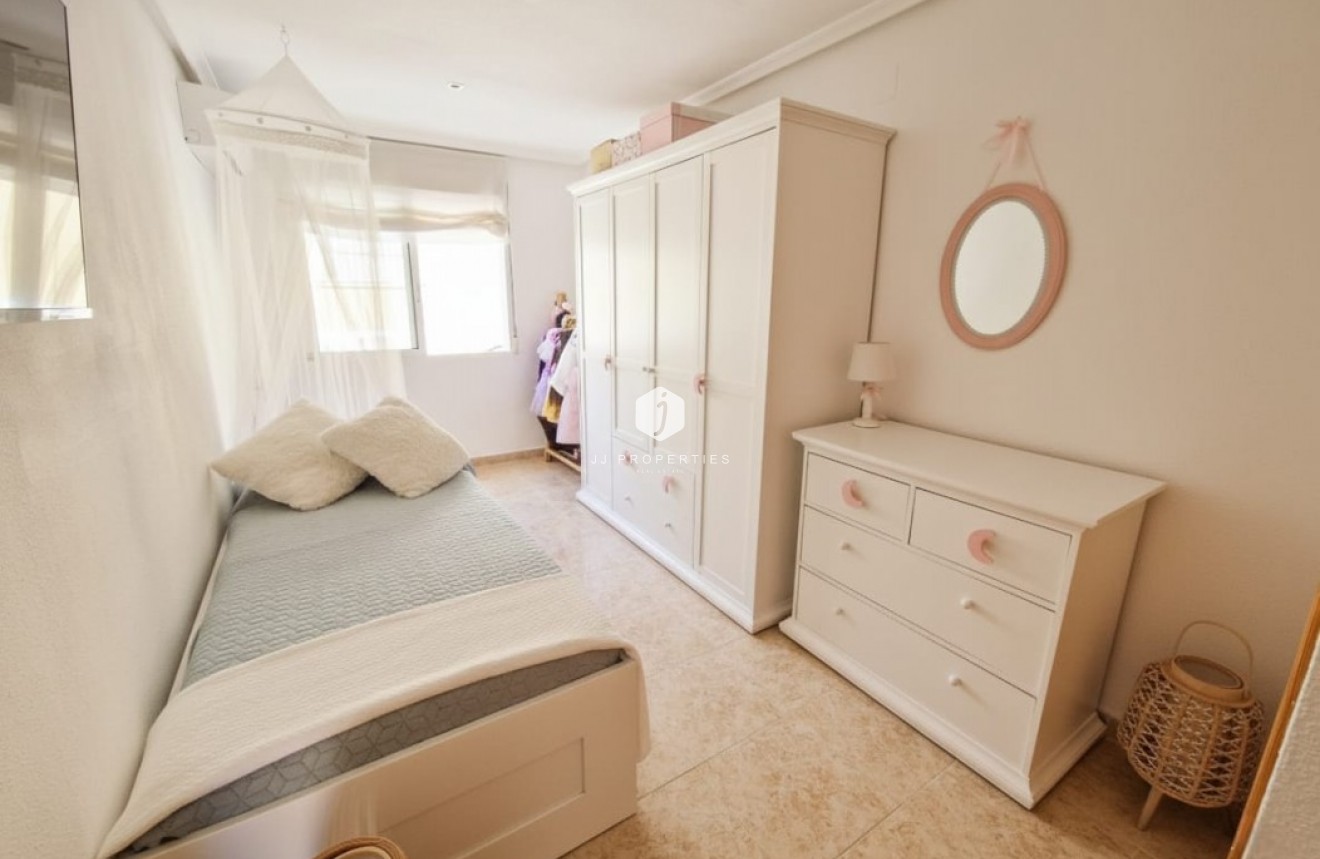 Segunda mano - Duplex -
Playa Flamenca - Costa Blanca