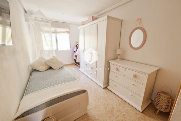 Segunda mano - Duplex -
Playa Flamenca - Costa Blanca