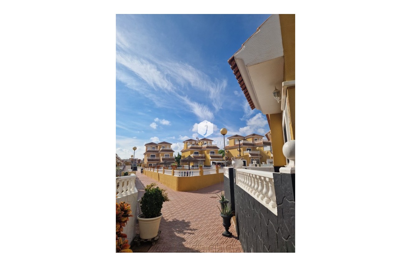 Segunda mano - Duplex -
Playa Flamenca - Costa Blanca
