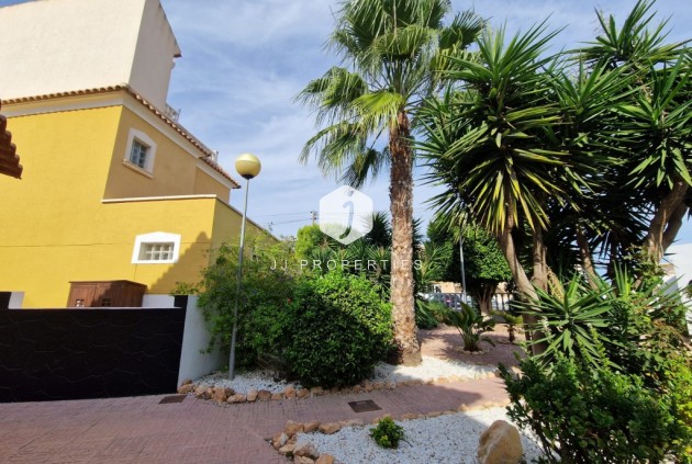 Segunda mano - Duplex -
Playa Flamenca - Costa Blanca