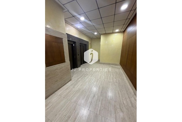 Segunda mano - Apartamento / piso -
Torrevieja - Centro