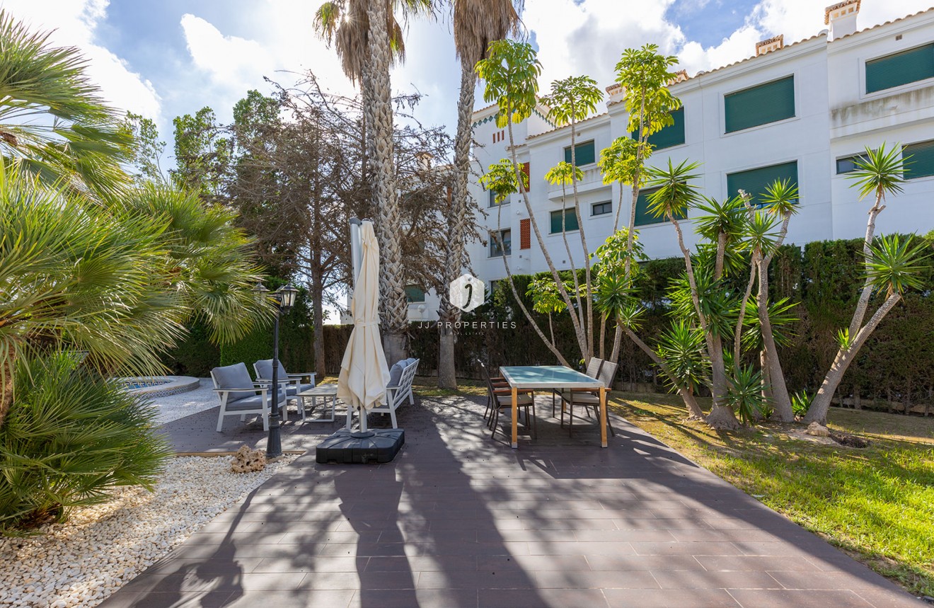 Segunda mano - Villa -
Orihuela Costa - Costa Blanca