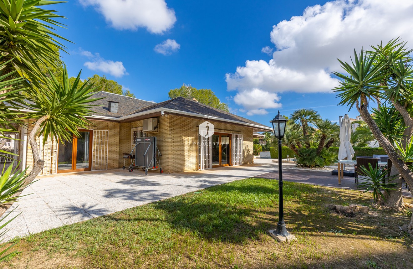 Segunda mano - Villa -
Orihuela Costa - Costa Blanca