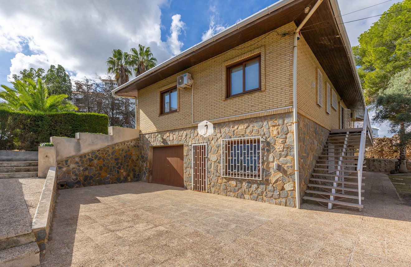 Segunda mano - Villa -
Orihuela Costa - Costa Blanca