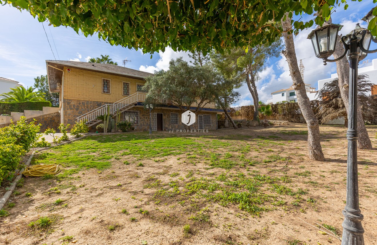 Segunda mano - Villa -
Orihuela Costa - Costa Blanca