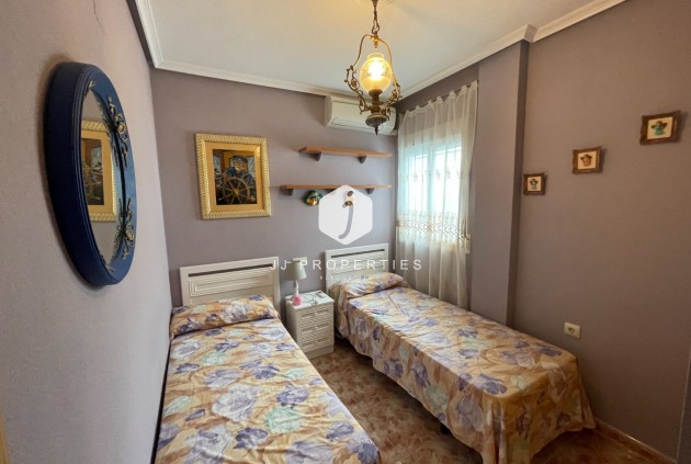 Segunda mano - Apartamento / piso -
La Mata - Costa Blanca