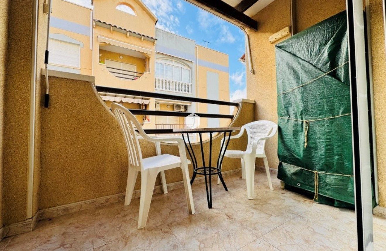 Segunda mano - Apartamento / piso -
La Mata - Costa Blanca