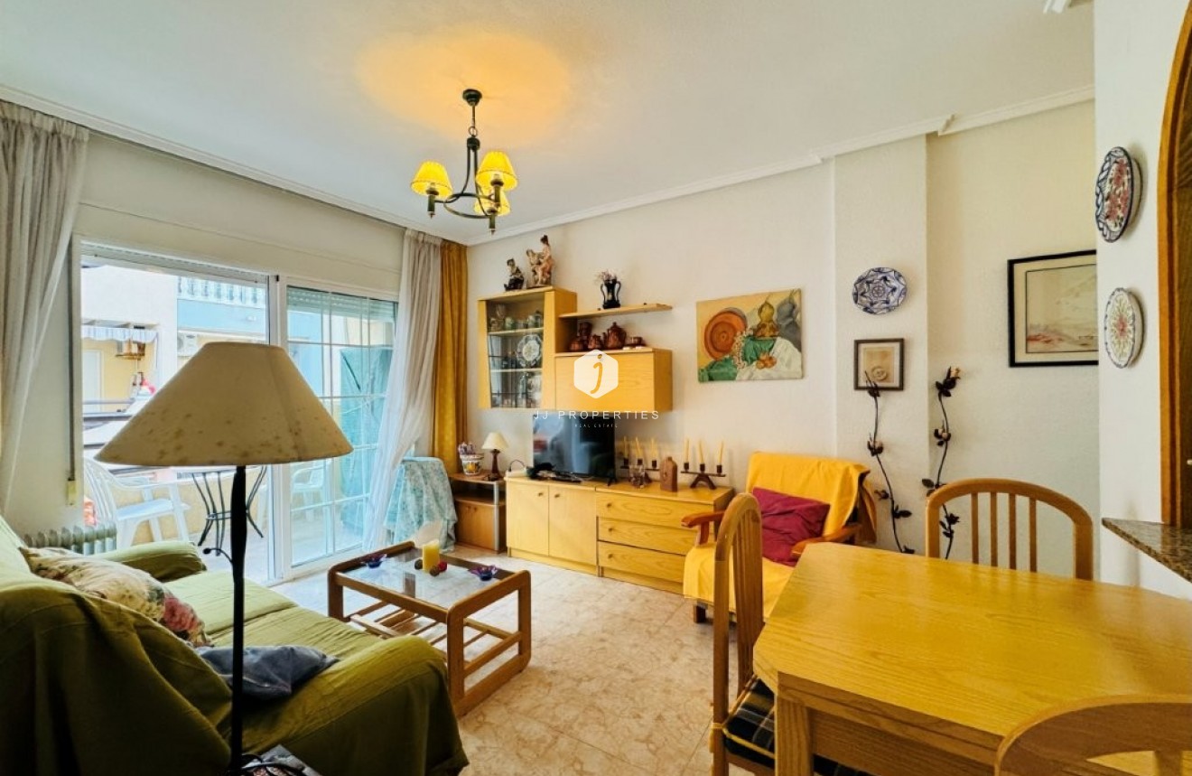 Segunda mano - Apartamento / piso -
La Mata - Costa Blanca