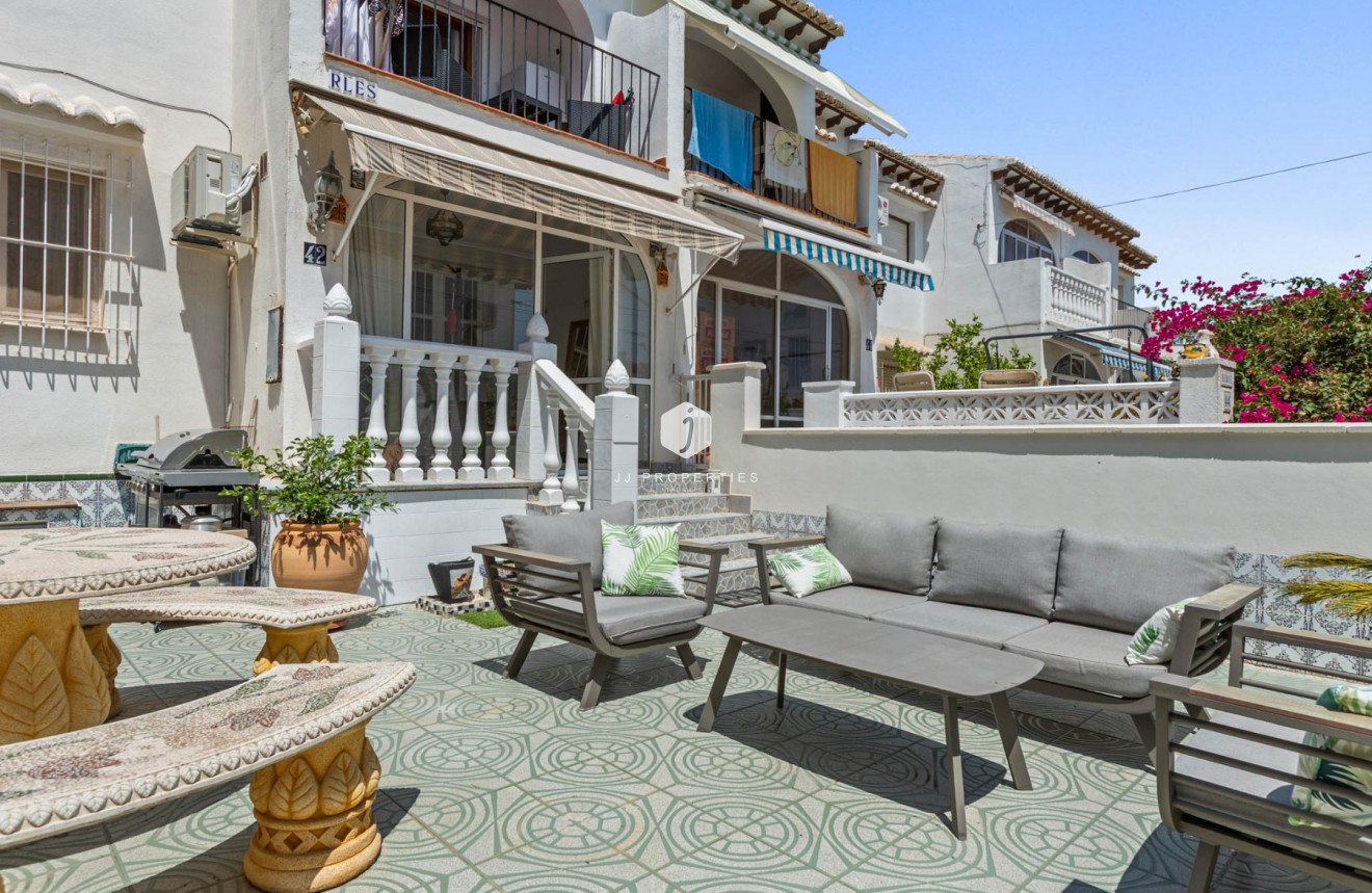 Segunda mano - Bungalow -
Torrevieja - Costa Blanca