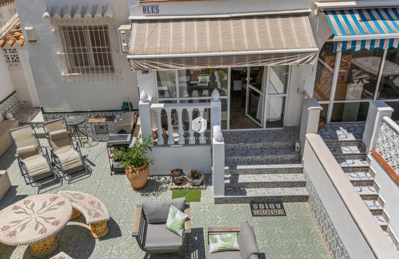 Segunda mano - Bungalow -
Torrevieja - Costa Blanca