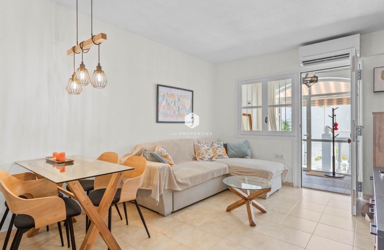 Segunda mano - Bungalow -
Torrevieja - Costa Blanca