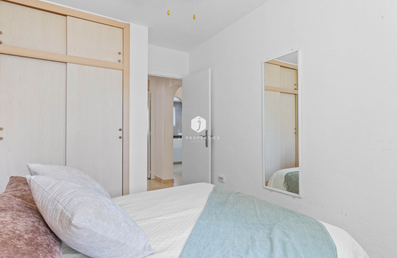 Segunda mano - Bungalow -
Torrevieja - Costa Blanca