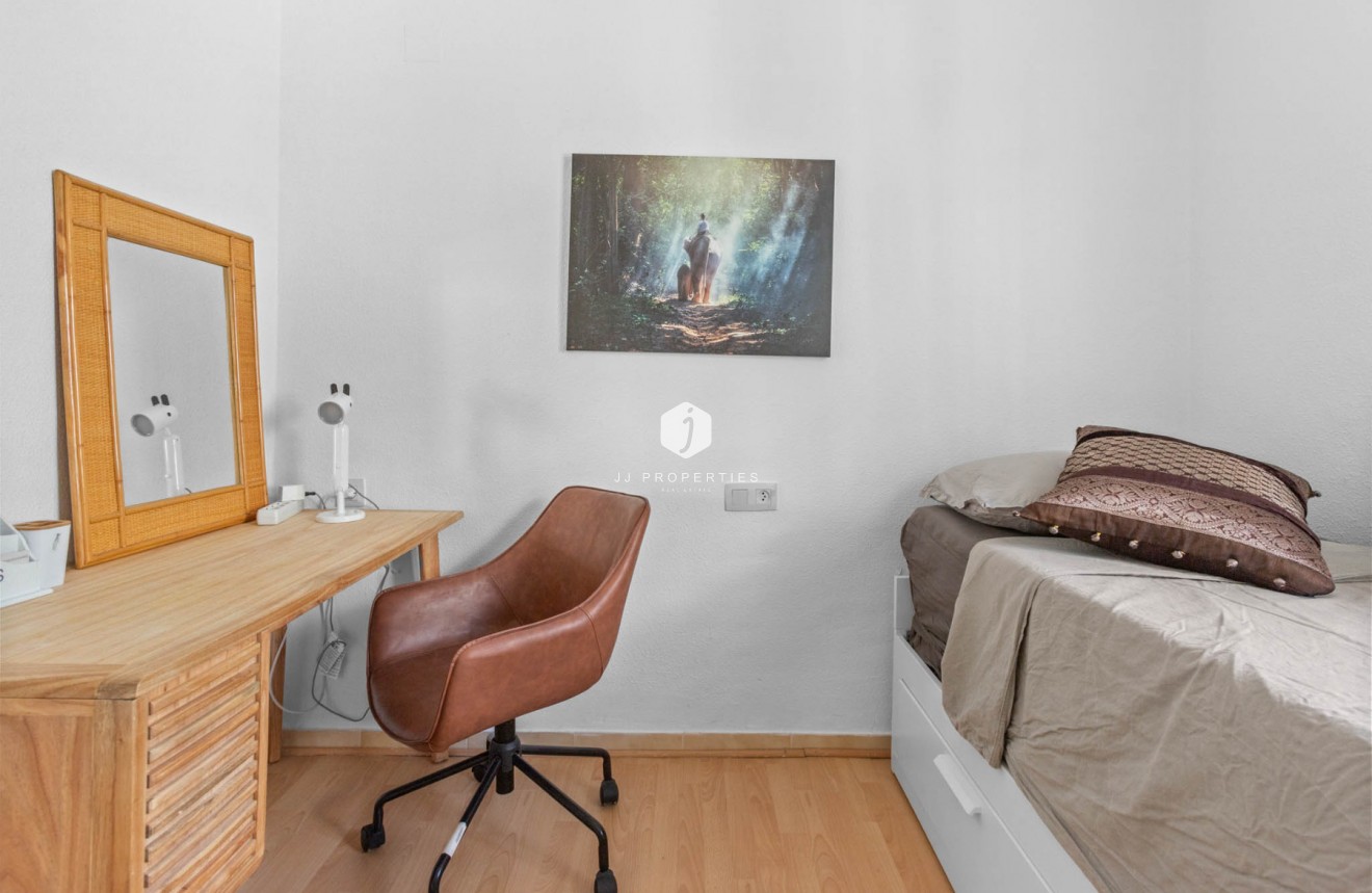 Segunda mano - Bungalow -
Torrevieja - Costa Blanca