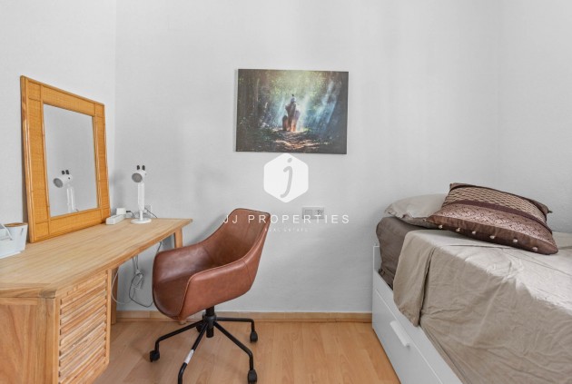 Segunda mano - Bungalow -
Torrevieja - Costa Blanca