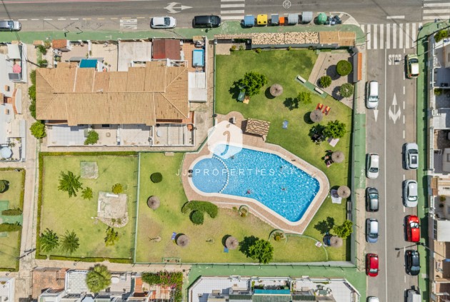 Segunda mano - Bungalow -
Torrevieja - Costa Blanca