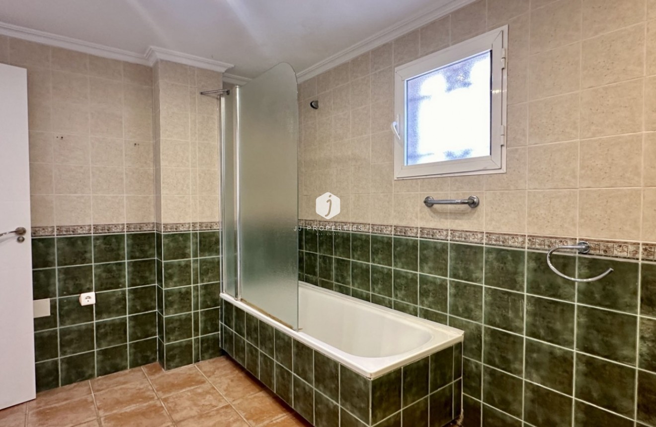 D'occasion - Villa -
Orihuela Costa - Costa Blanca