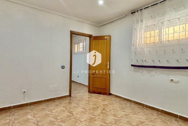 D'occasion - Villa -
Orihuela Costa - Costa Blanca