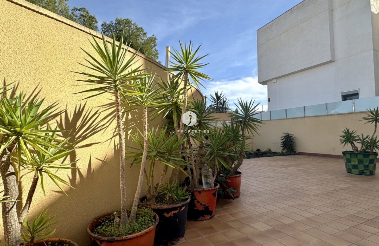 D'occasion - Villa -
Orihuela Costa - Costa Blanca