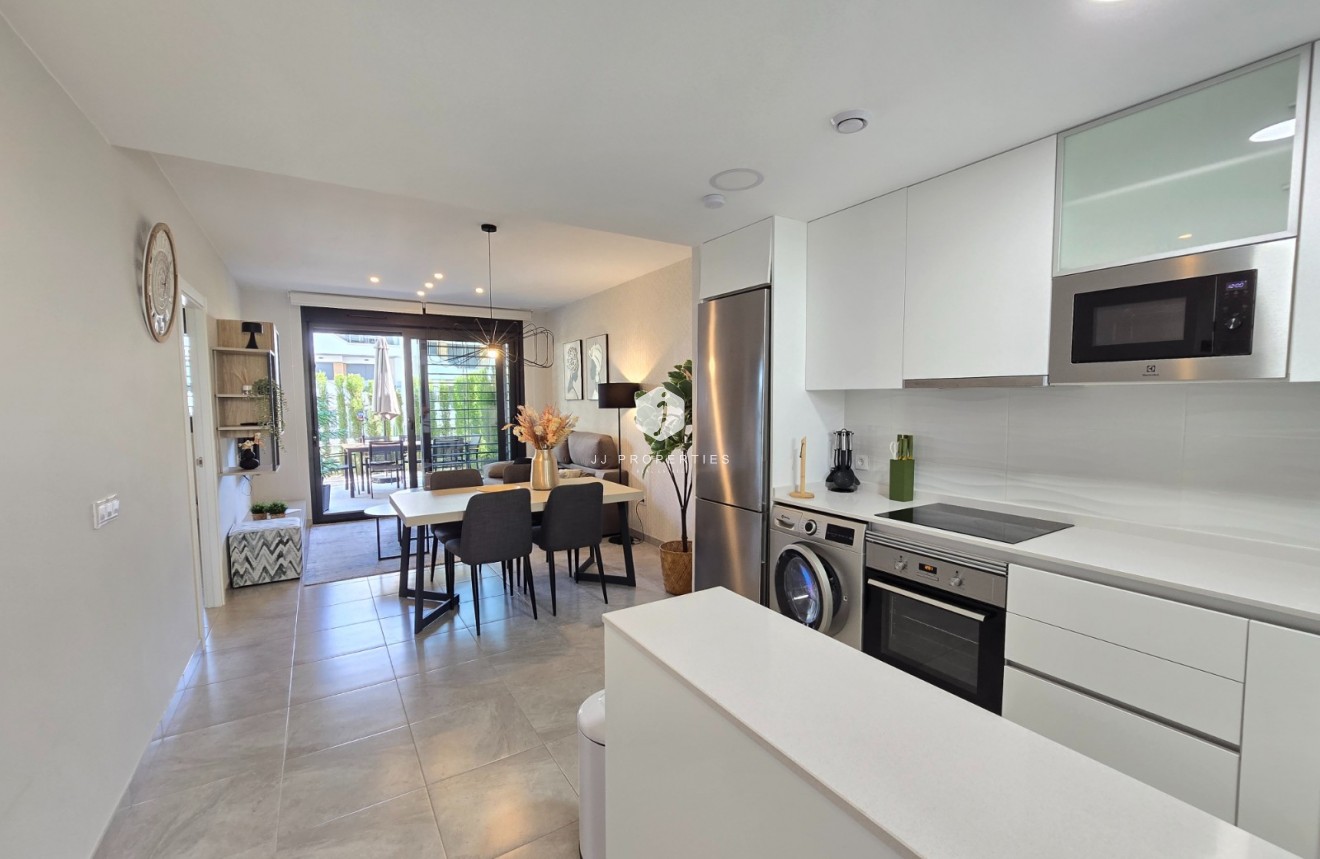 Segunda mano - Apartamento / piso -
Orihuela Costa - Costa Blanca