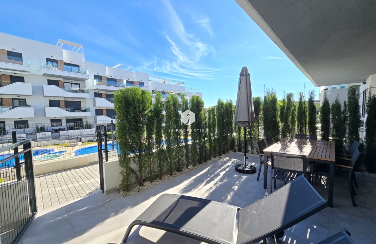 Segunda mano - Apartamento / piso -
Orihuela Costa - Costa Blanca