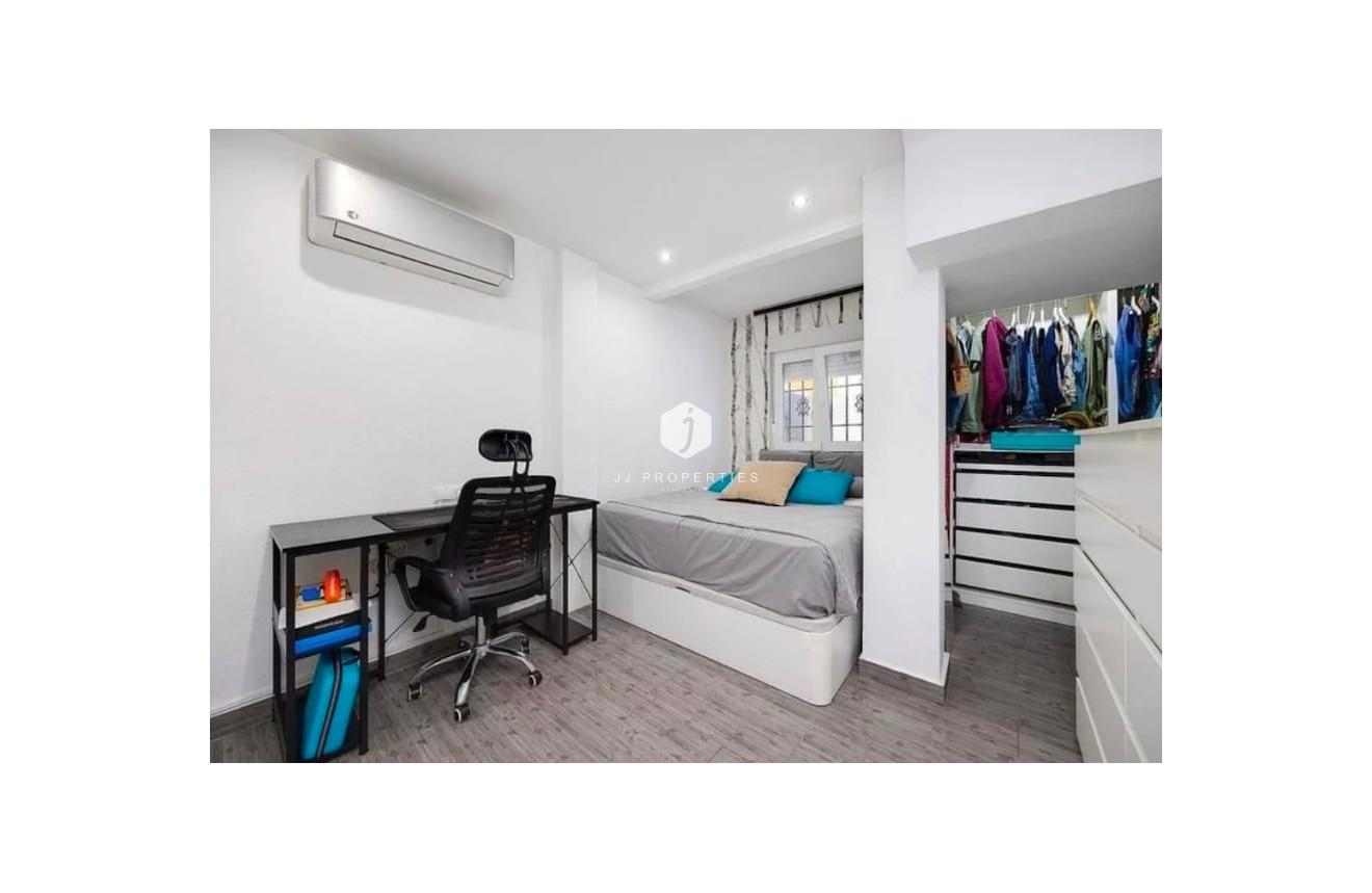 D'occasion - Chalet -
Guardamar del Segura - Costa Blanca