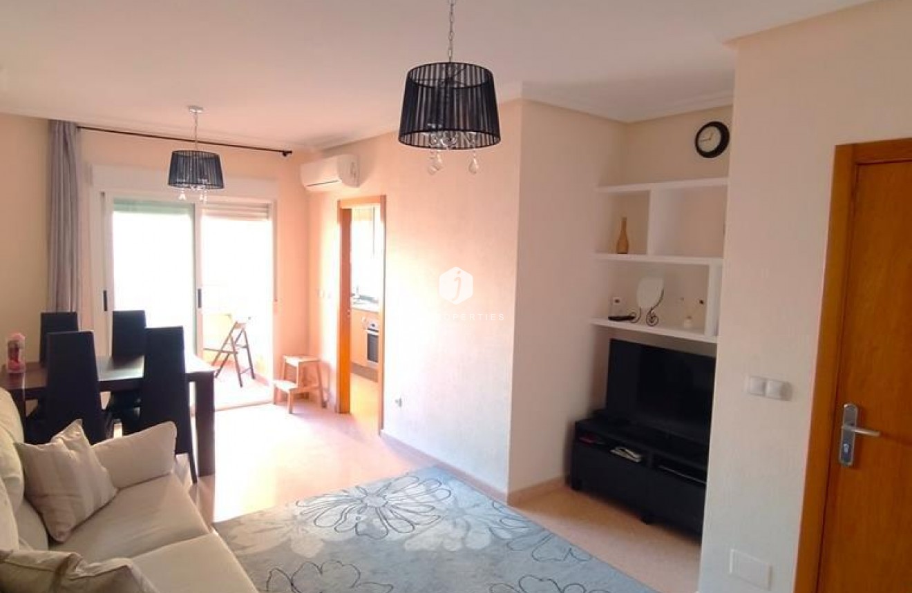 Segunda mano - Apartamento / piso -
Torrevieja - CENTRO CASCO URBANO