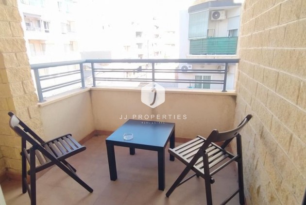 Segunda mano - Apartamento / piso -
Torrevieja - CENTRO CASCO URBANO