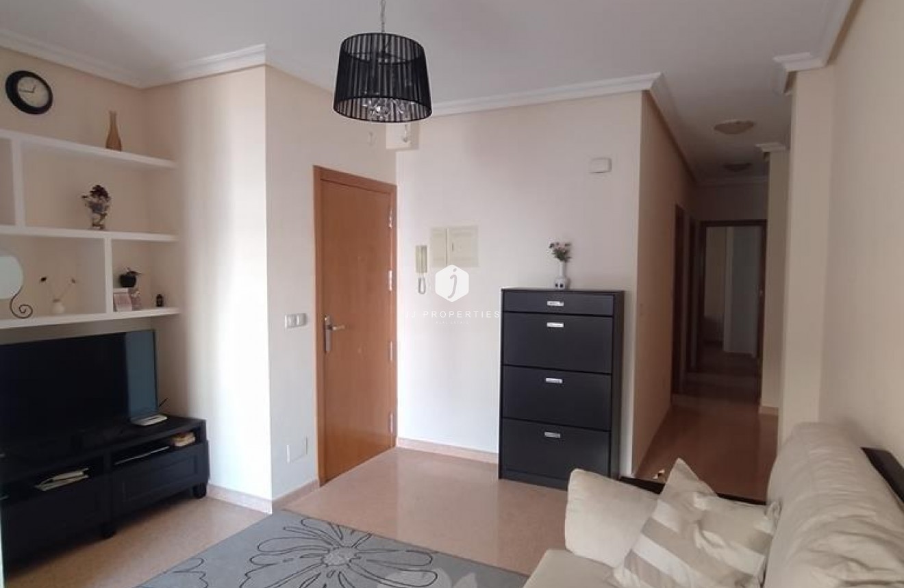 Segunda mano - Apartamento / piso -
Torrevieja - CENTRO CASCO URBANO