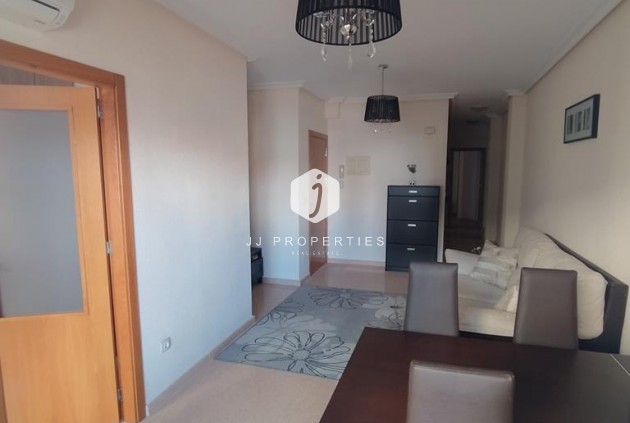 Segunda mano - Apartamento / piso -
Torrevieja - CENTRO CASCO URBANO