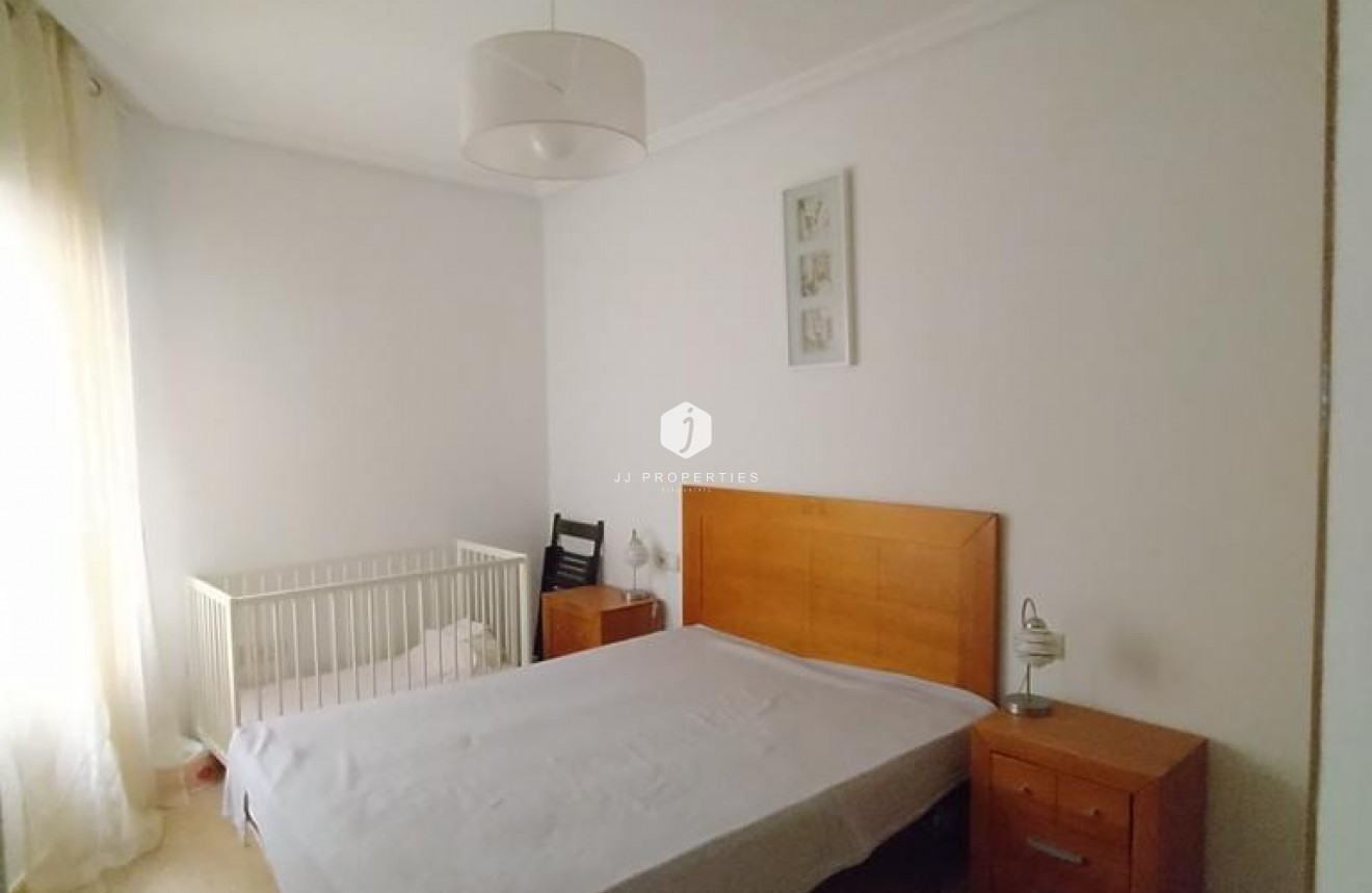 Segunda mano - Apartamento / piso -
Torrevieja - CENTRO CASCO URBANO