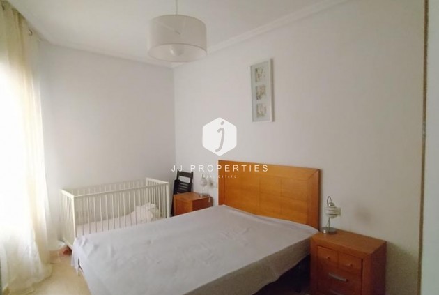 Segunda mano - Apartamento / piso -
Torrevieja - CENTRO CASCO URBANO