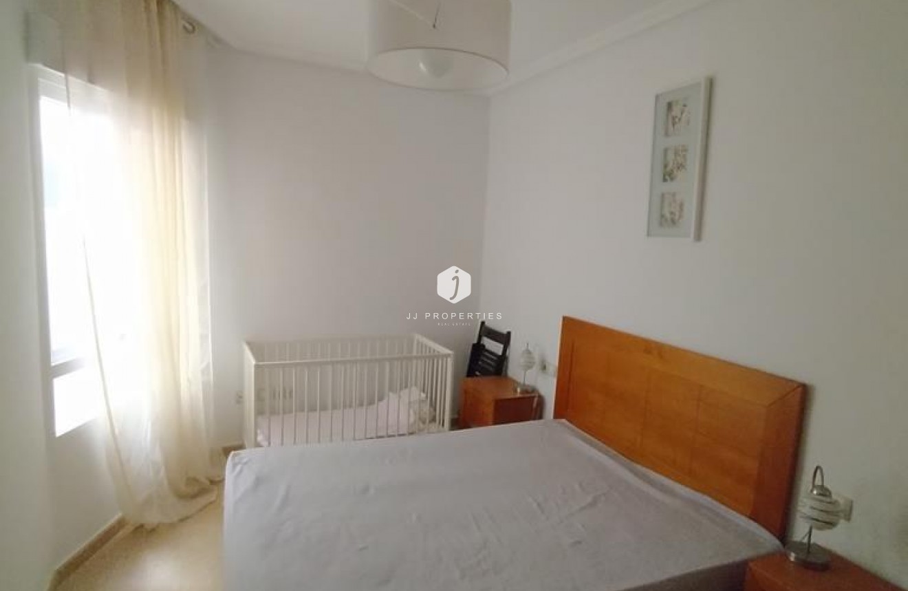 Segunda mano - Apartamento / piso -
Torrevieja - CENTRO CASCO URBANO