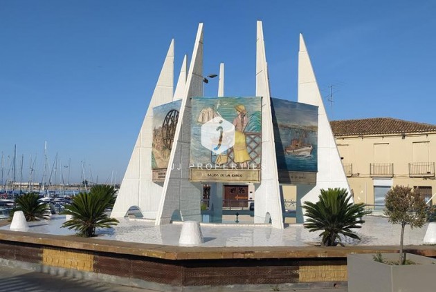 Segunda mano - Apartamento / piso -
Torrevieja - CENTRO CASCO URBANO