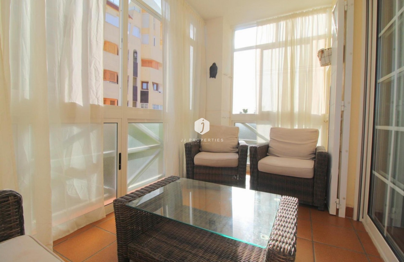 D'occasion - Appartement -
Torrevieja - Costa Blanca