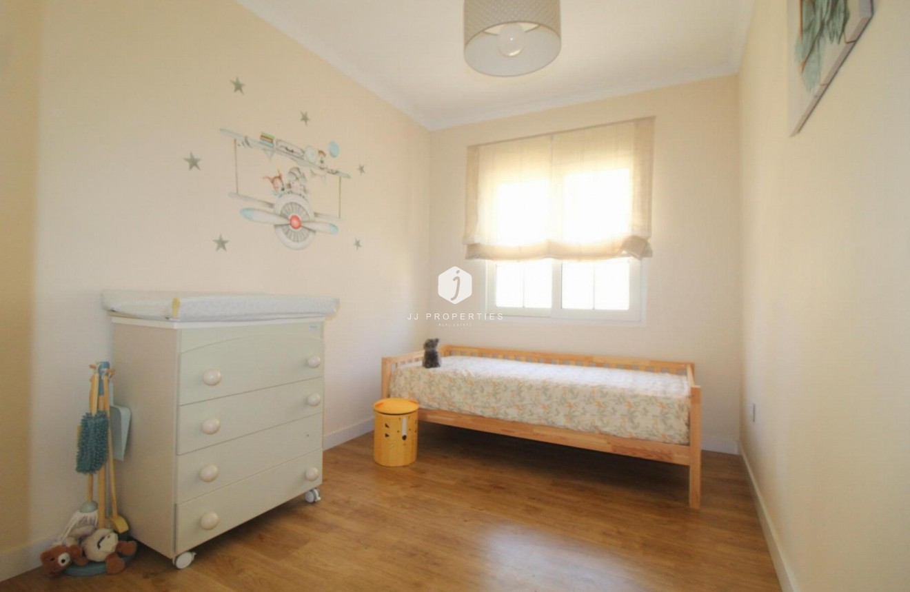 D'occasion - Appartement -
Torrevieja - Costa Blanca