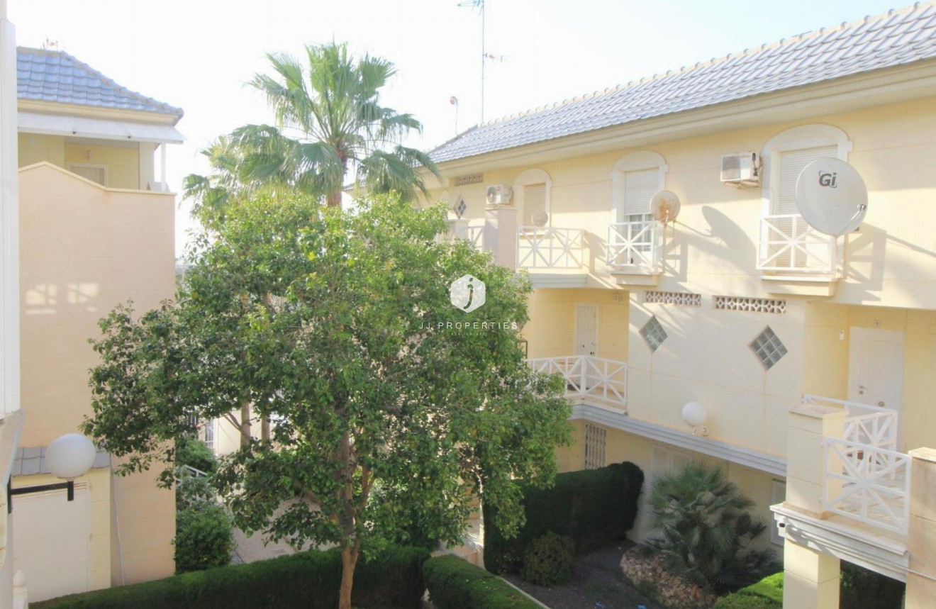 D'occasion - Appartement -
Torrevieja - Costa Blanca
