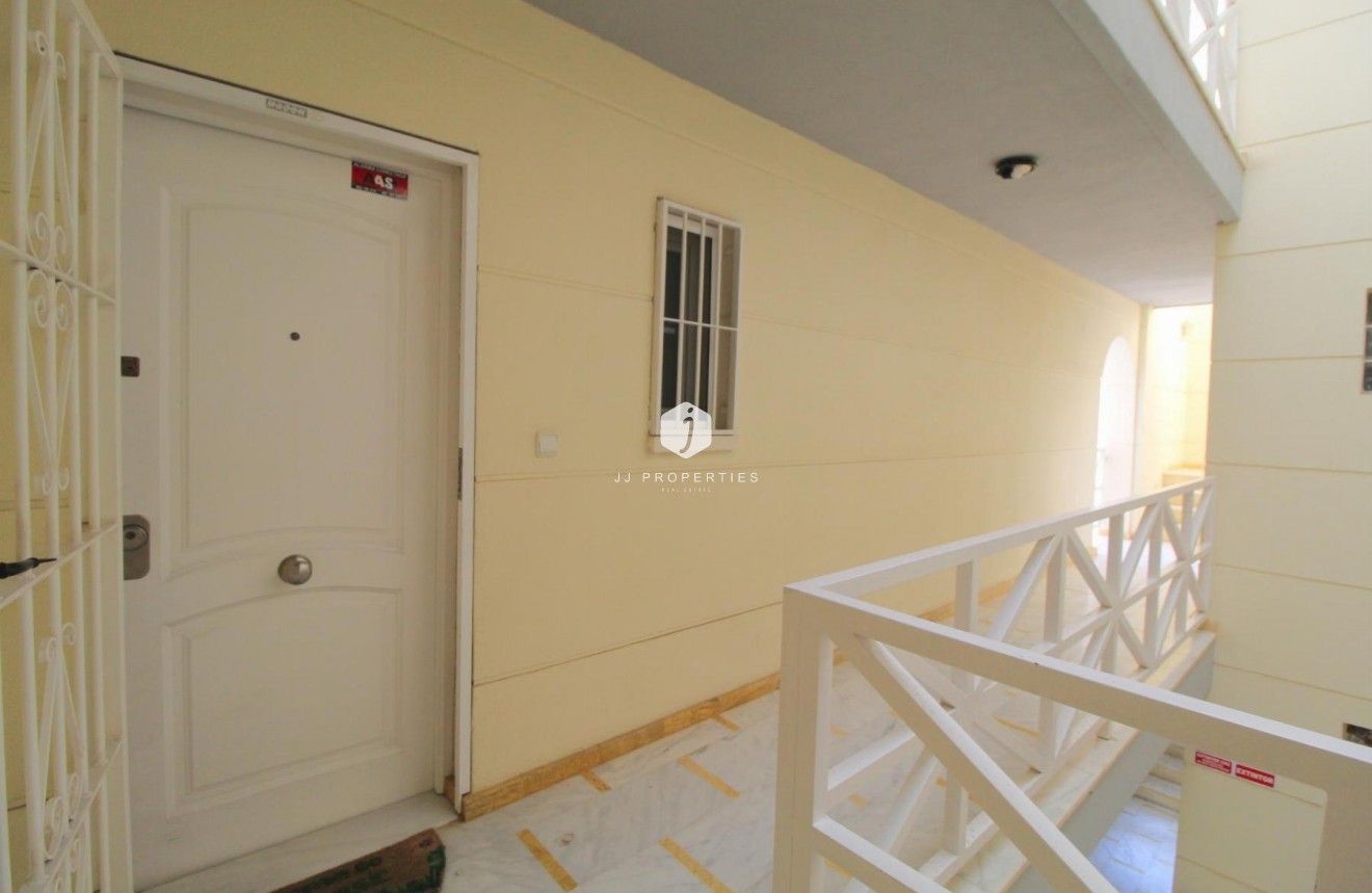 D'occasion - Appartement -
Torrevieja - Costa Blanca