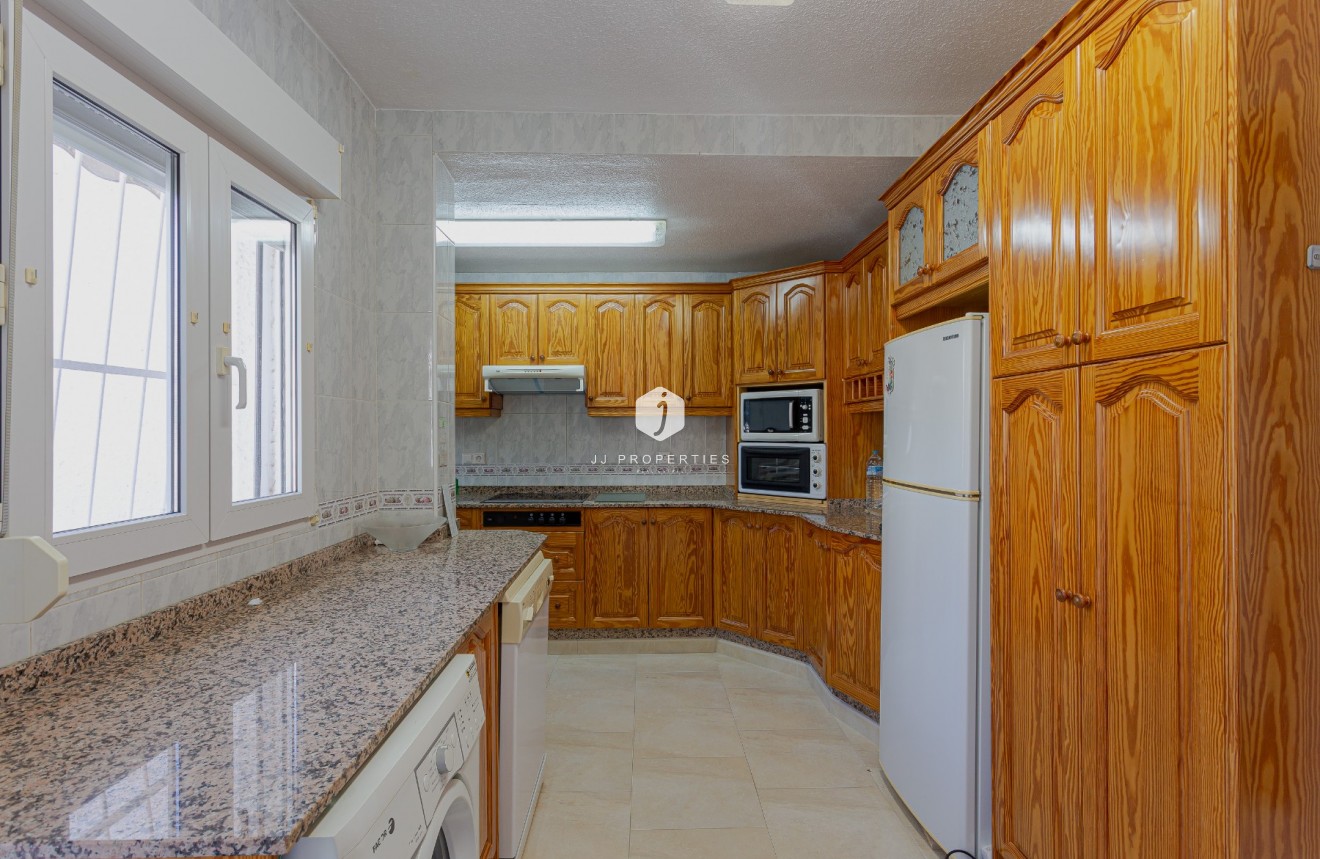 Segunda mano - Villa -
Torrevieja - Costa Blanca