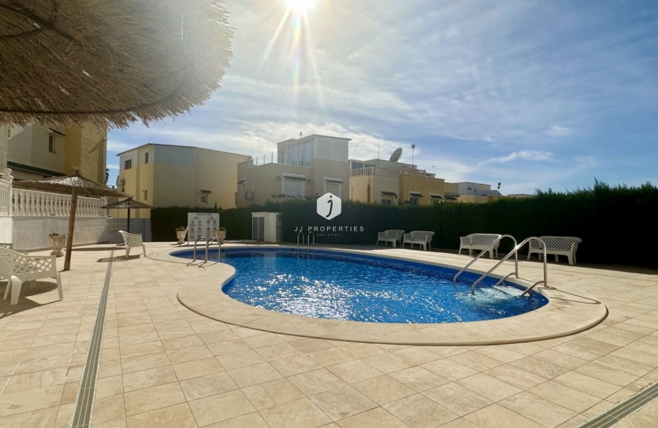 D'occasion - Chalet -
Orihuela Costa - Costa Blanca