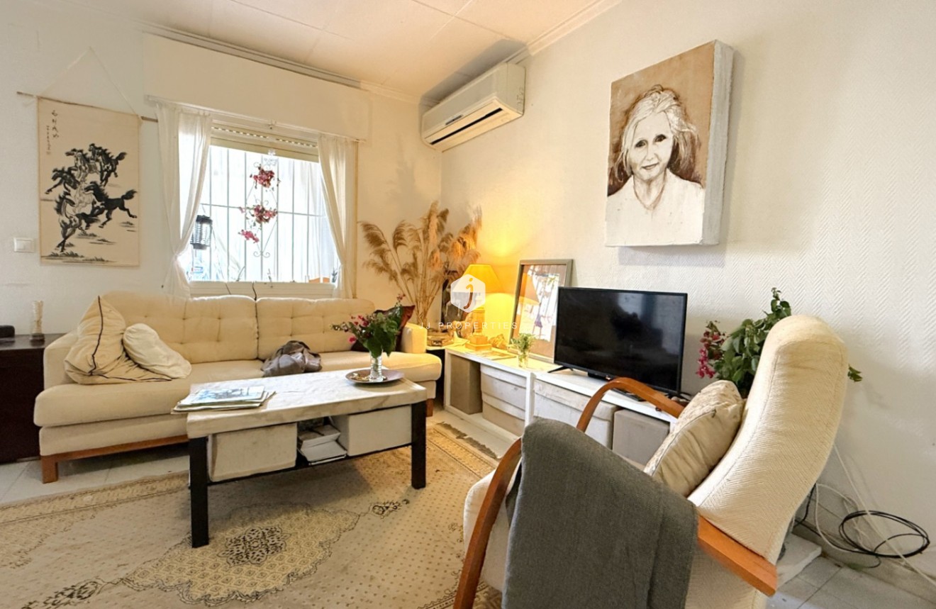 Segunda mano - Bungalow -
Torrevieja - Costa Blanca