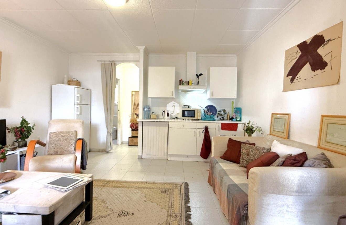 Segunda mano - Bungalow -
Torrevieja - Costa Blanca