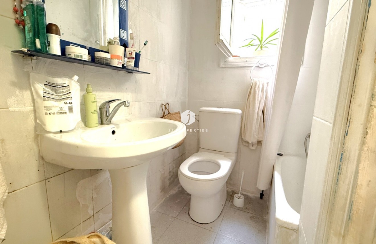 Segunda mano - Bungalow -
Torrevieja - Costa Blanca