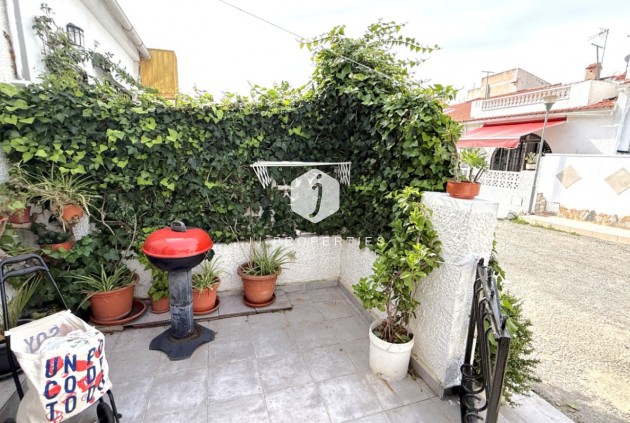 Segunda mano - Bungalow -
Torrevieja - Costa Blanca