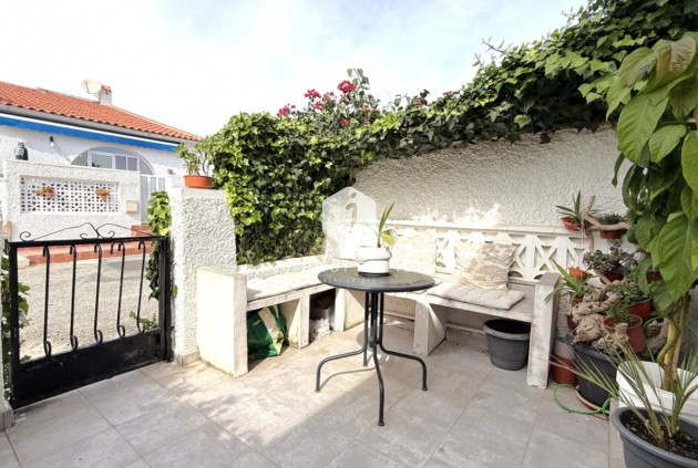 Segunda mano - Bungalow -
Torrevieja - Costa Blanca