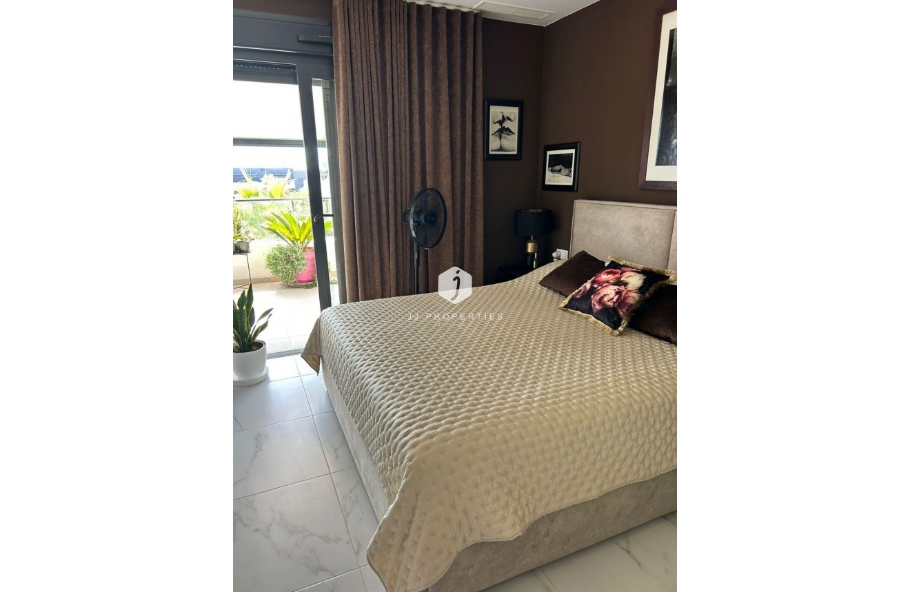 Segunda mano - Ático -
Orihuela Costa - Playa Flamenca