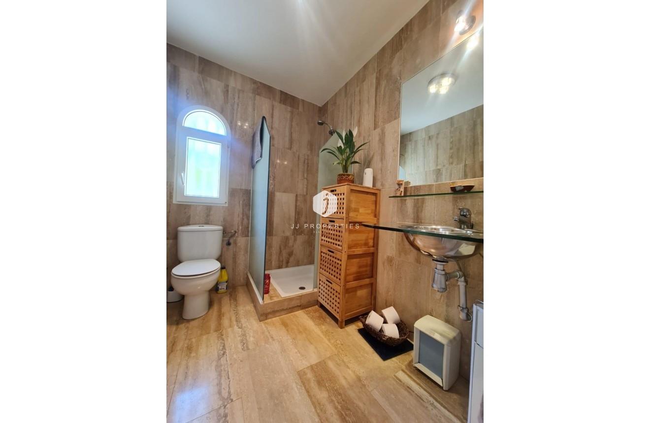 Tweedehands - Villa -
Orihuela Costa - Lomas De Campoamor-las Ramblas