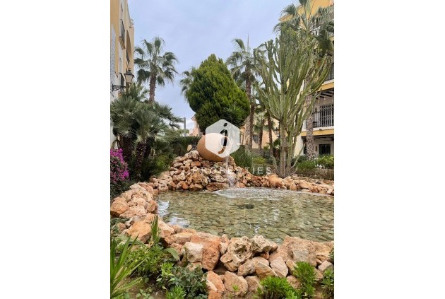 Tweedehands - Penthouse -
Torrevieja - Los Frutales